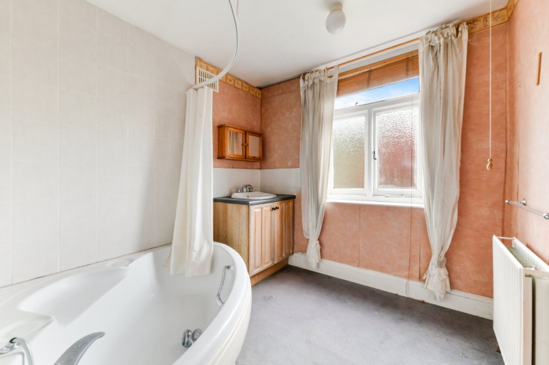Oakfield Gardens, Beckenham, BR3