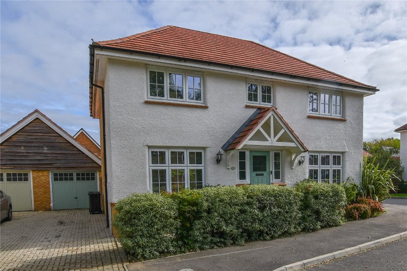 Austen Grove, Arborfield Green, Reading, Berkshire, RG2