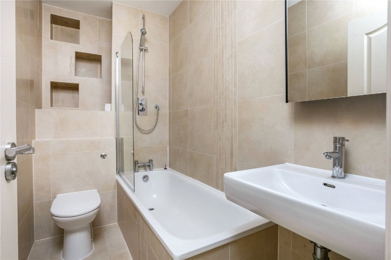 Stoke Newington Road, London, N16