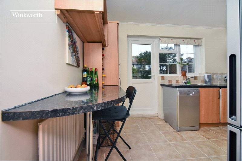 Trent Way, Worcester Park, KT4