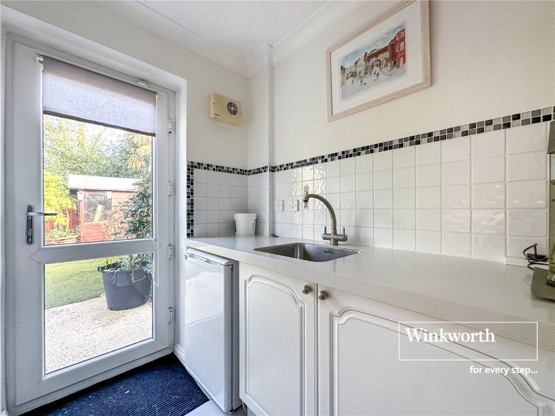 Dymewood Road, Three Legged Cross, Wimborne, Dorset, BH21