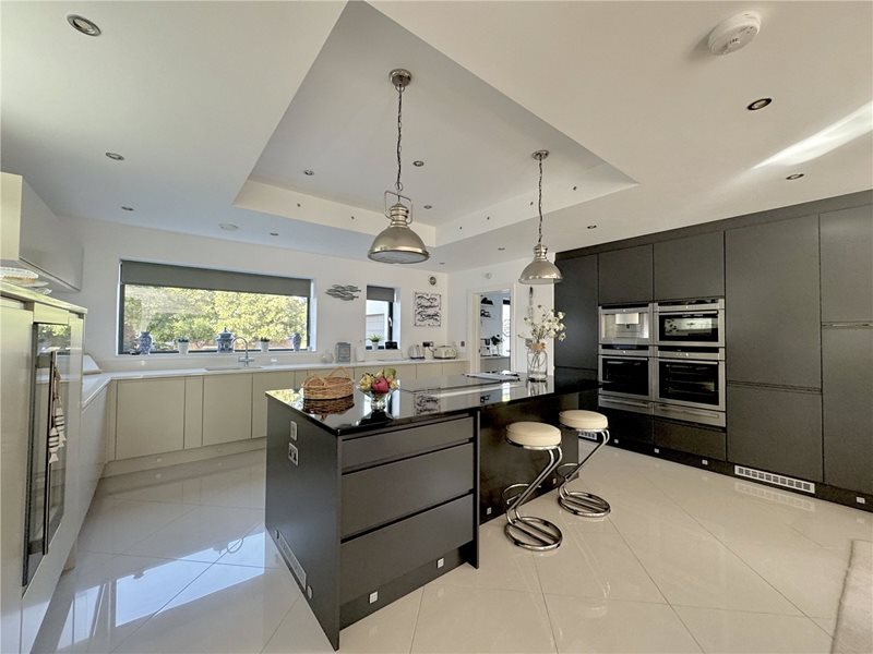 Kivernell Road, Milford on Sea, Lymington, Hampshire, SO41