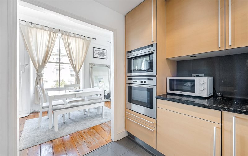 Belgrave Road, London, SW1V