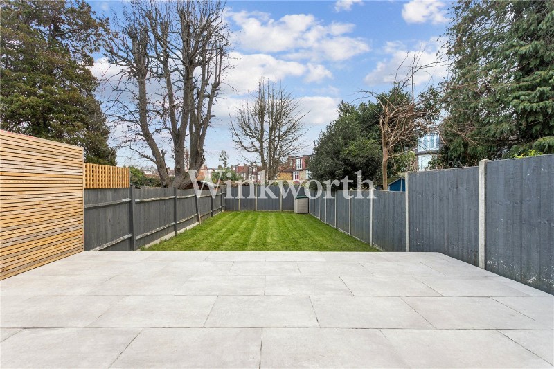 Riverway, London, N13