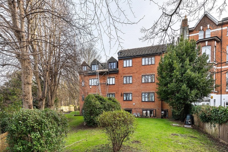 Farquhar Road, London, SE19