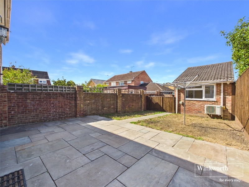 Kestrel Close, Thatcham, Berkshire, RG19