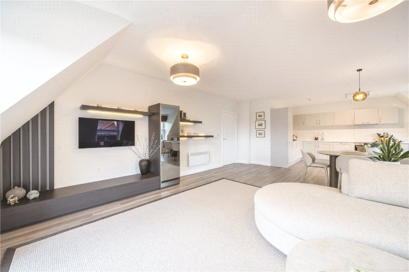 Nightingale Walk, Farnham, United Kingdom, GU9