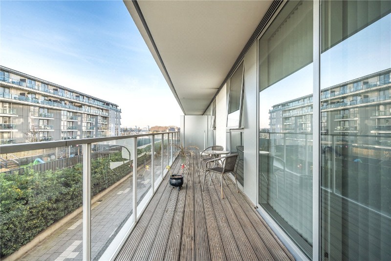 Granite Apartments, 30 River Gardens Walk, Greenwich, London, SE10
