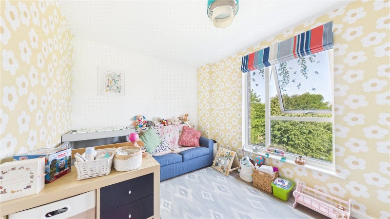 Bollo Bridge Road, London, W3