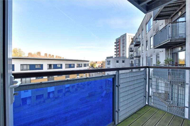 11 Tarves Way, Greenwich, London, SE10