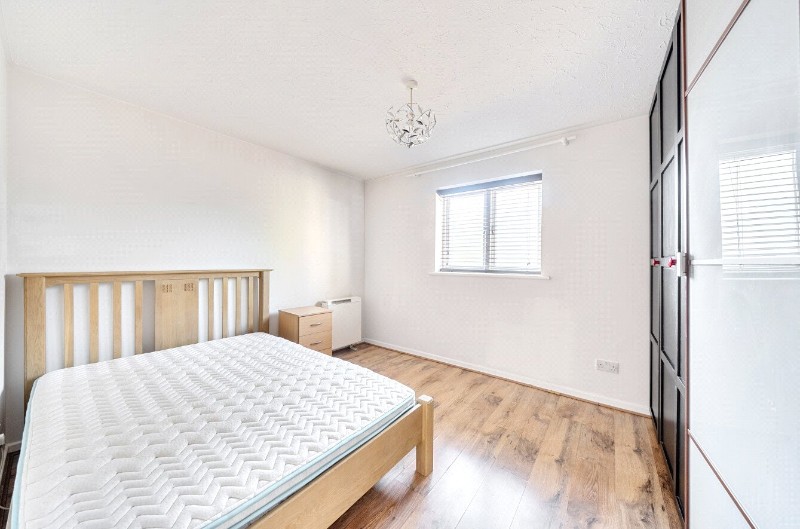 Farrow Lane, London, SE14