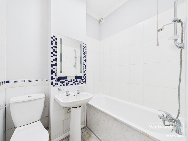 Station Road, London, NW4