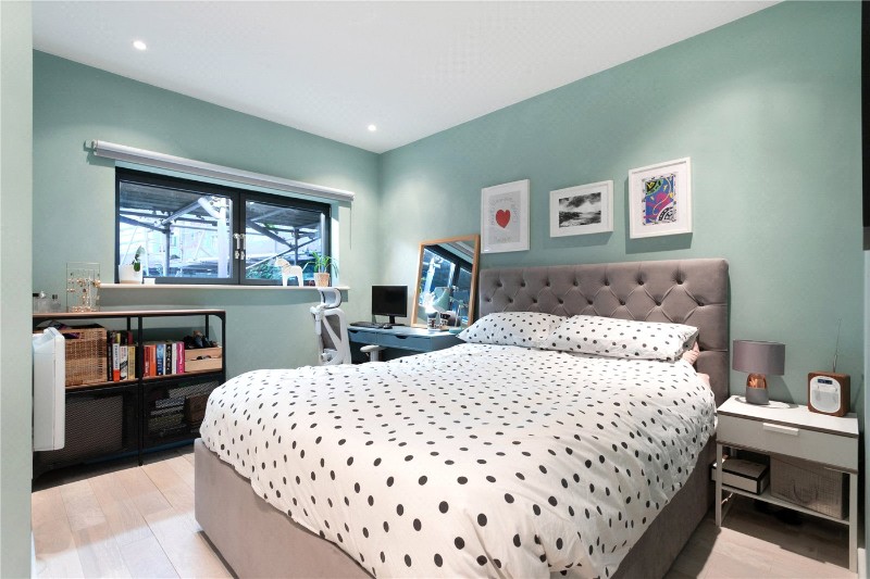 Drayton Park, London, N5