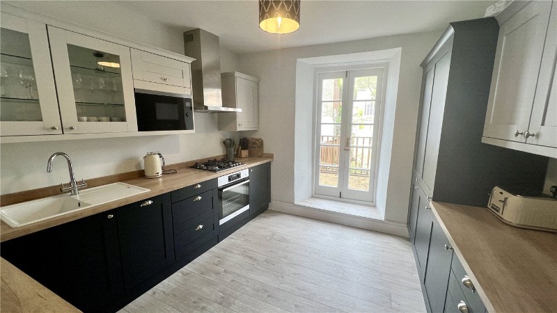Clarence Street, Dartmouth, Devon, TQ6
