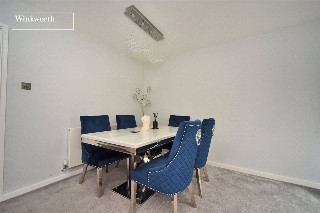 Cotswold Way, Worcester Park, KT4