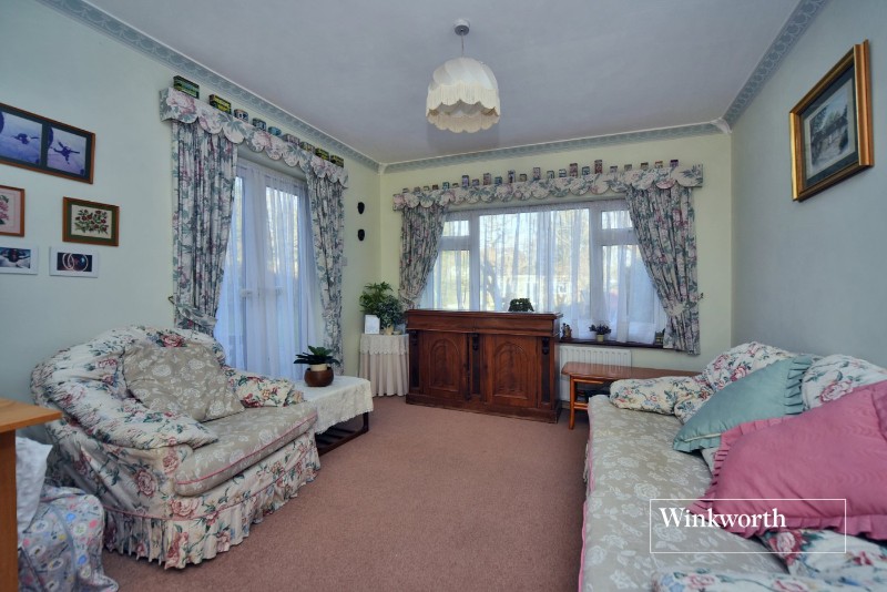 Kingsmead Avenue, Worcester Park, KT4