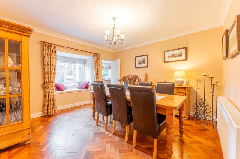 Almond Avenue, Leamington Spa, Warwickshire, CV32