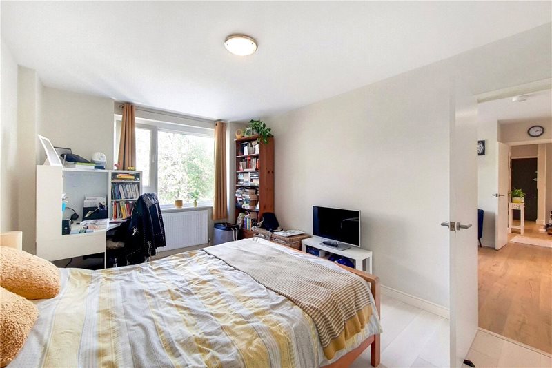 Crescent Road, London, N8