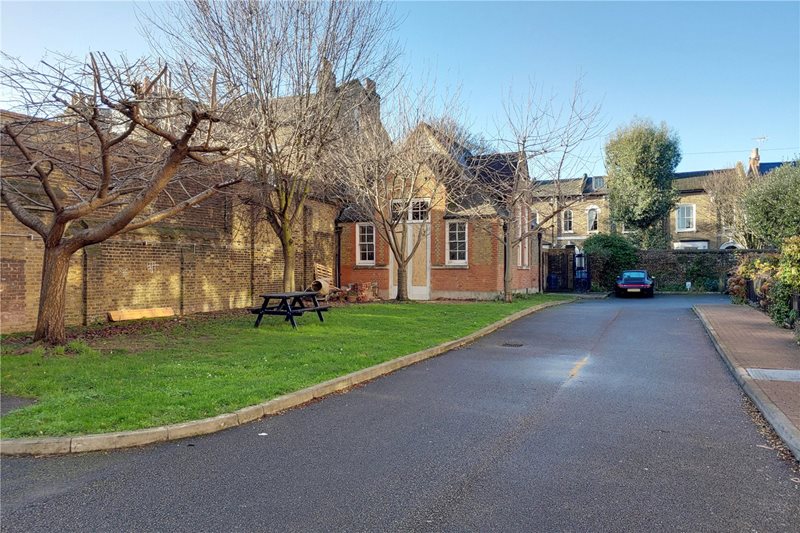 Lansdowne Drive, London, E8