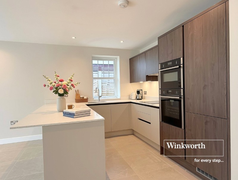 Fairway View Close, West Parley, Ferndown, Dorset, BH22