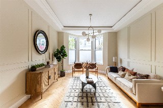 Falkland Road, London, N8
