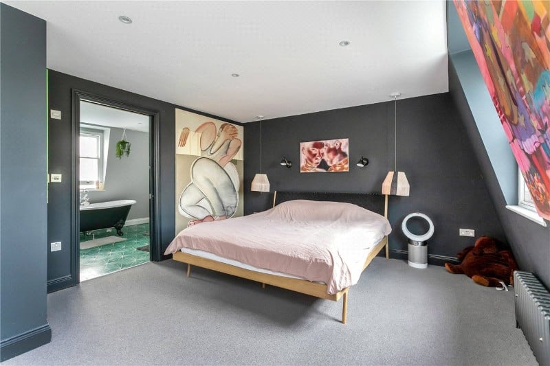 Sandbrook Road, London, N16