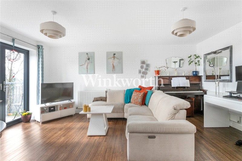 Shapland Way, London, N13