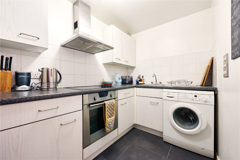 Chiswick High Road, Chiswick, W4
