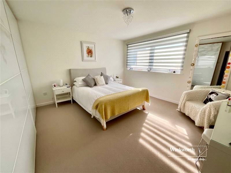 Wharncliffe Road, Highcliffe, Christchurch, Dorset, BH23