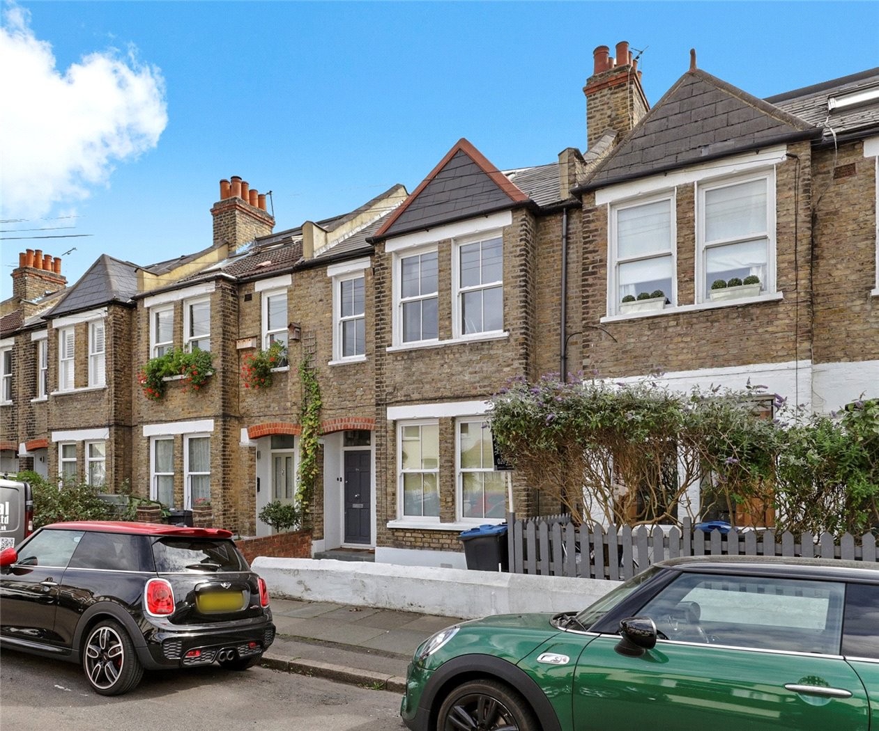 1 bedroom property for sale in Cowper Road, London, SW19 (Ref WID220470) £375,000