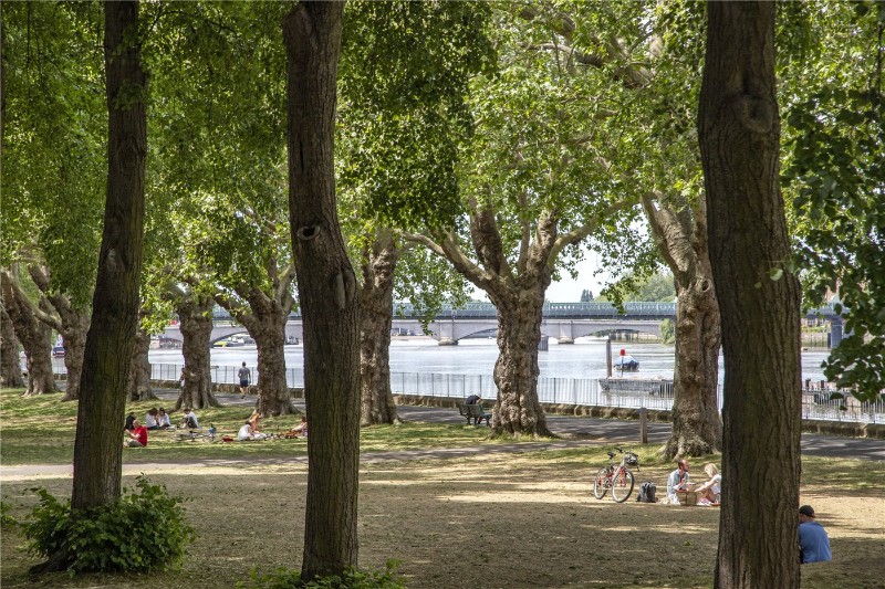 Point Pleasant, London, SW18
