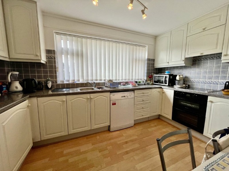 West Cliff Road, Bournemouth, BH4