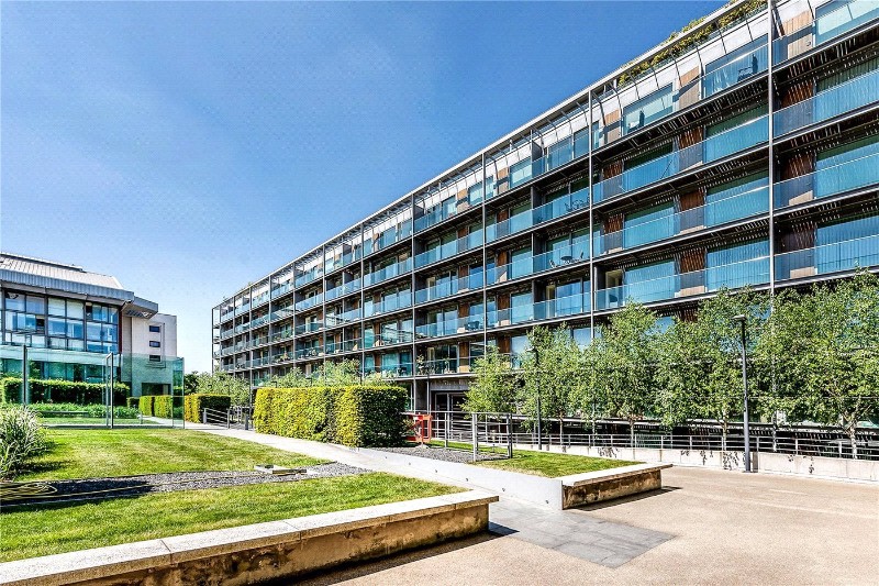 Highbury Stadium Square, London, N5
