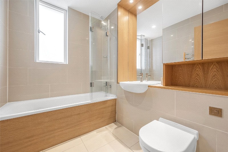 Arbor House, Narrowboat Avenue, Brentford, TW8