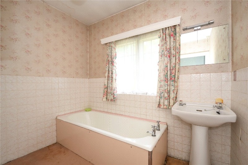 Byfleet Road, Cobham, Surrey, KT11