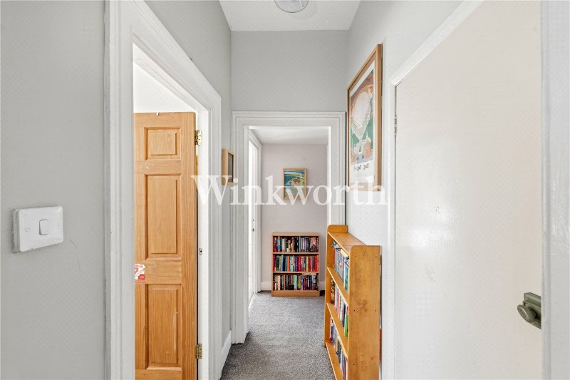 Queens Drive, London, N4