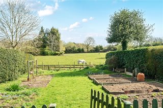 Lickfolds Road, Rowledge, Farnham, Surrey, GU10