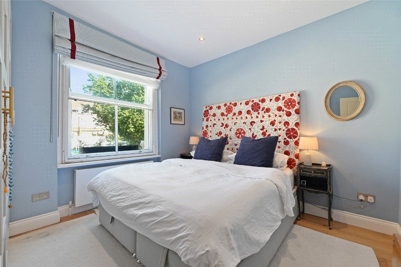 Southcombe Street, London, W14