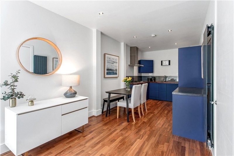 Renfrew Road, London, SE11