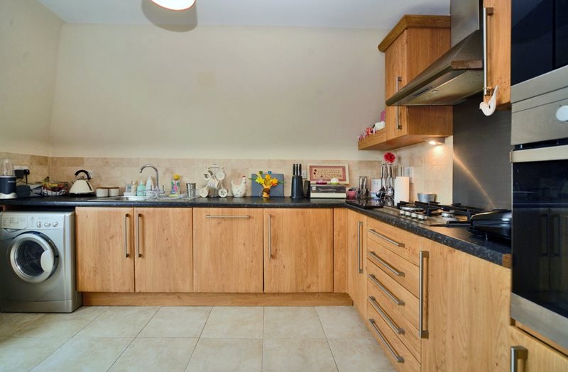 Colborne Way, Worcester Park, KT4