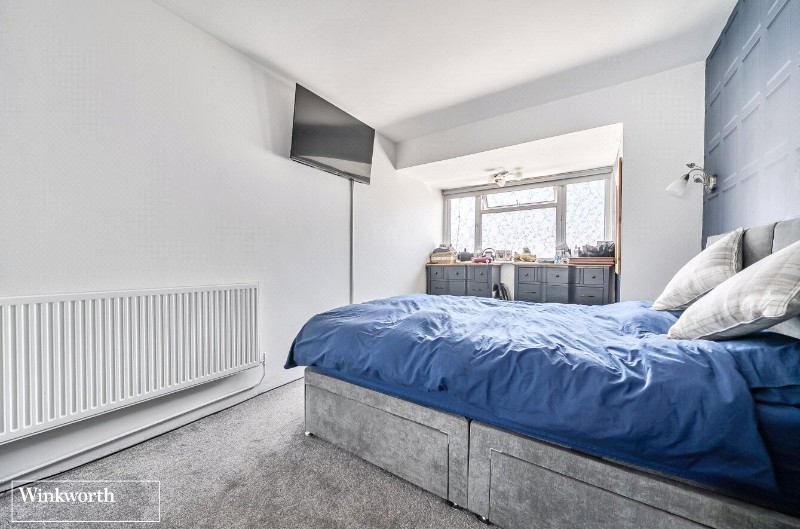 Hillary Road, Basingstoke, Hampshire, RG21