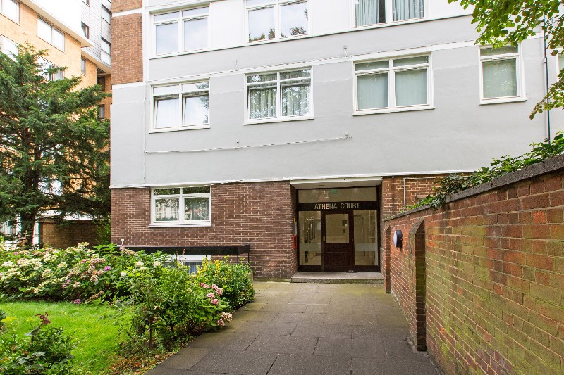 Finchley Road, St John&#39;s Wood, London, NW8