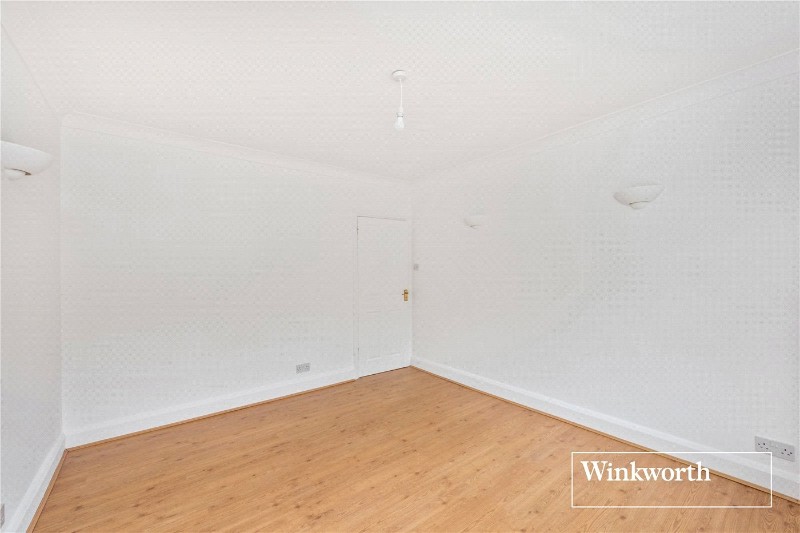 Etchingham Court, Etchingham Park Road, Finchley, London, N3