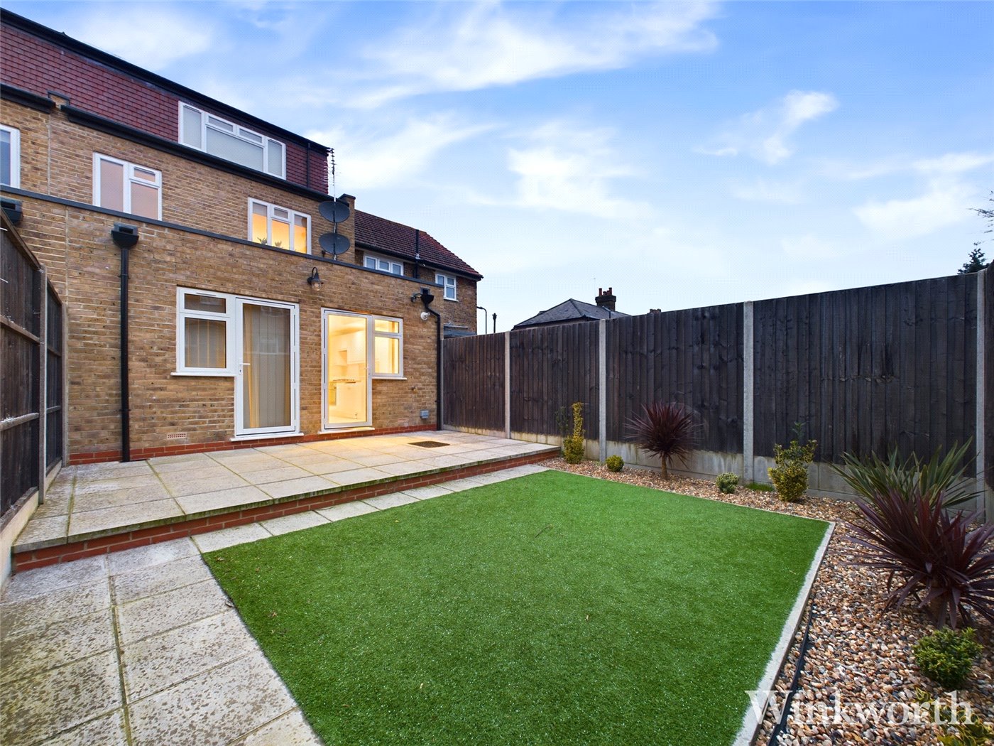 Carlisle Avenue, London, W3