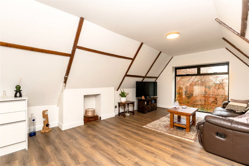 Cobbetts Hill, Weybridge, Surrey, KT13