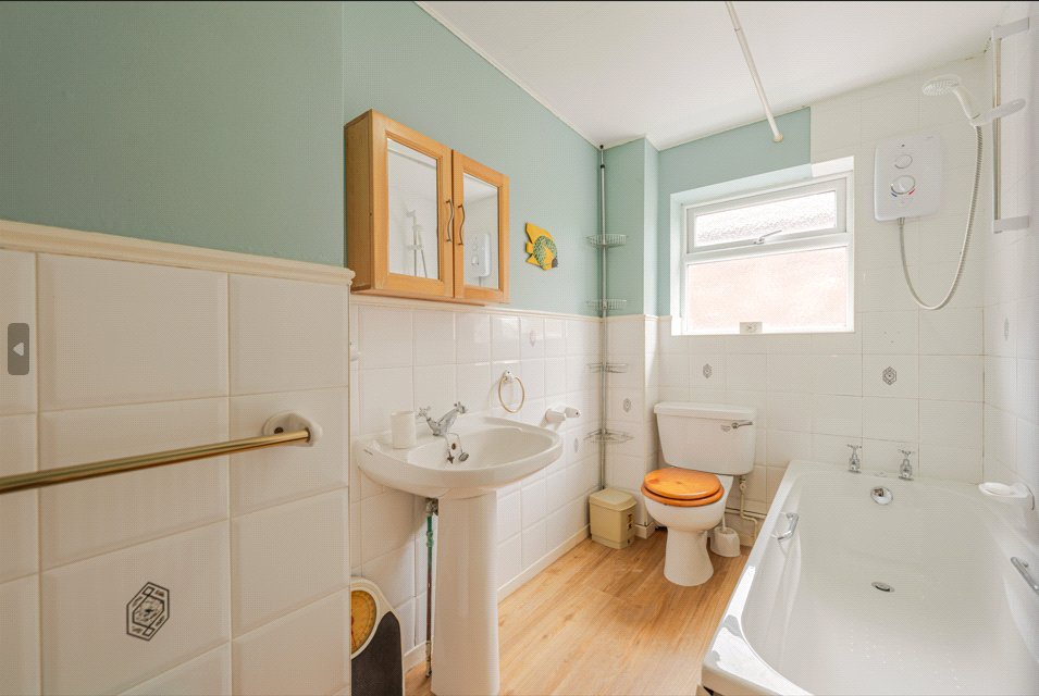Main Bathroom