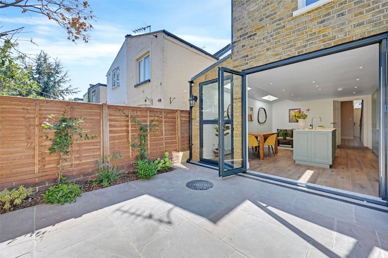 Earlsmead Road, London, NW10
