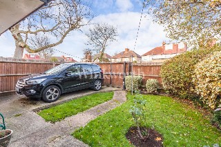 Myrtle Road, London, N13