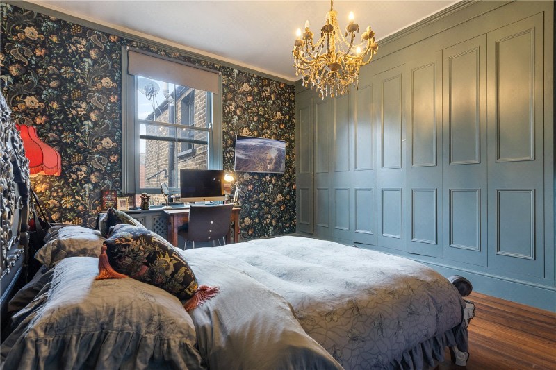 Mildenhall Road, London, E5