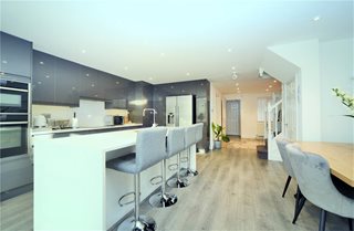 Dunnymans Road, Banstead, Surrey, SM7